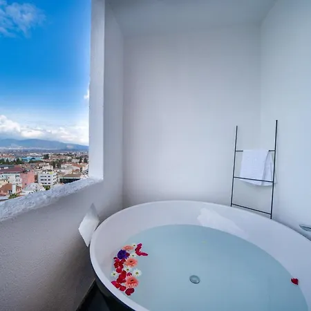 Reddoors Sea View Ξενοδοχείο με διαμερίσματα
