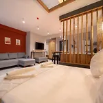 Reddoors Sea View 4*