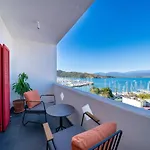 Ξενοδοχείο με διαμερίσματα Reddoors Sea View