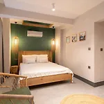 Reddoors Sea View Φετιγιέ