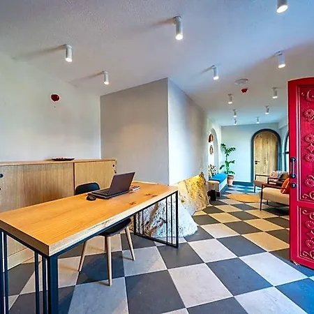 Reddoors Sea View شقة فندقية