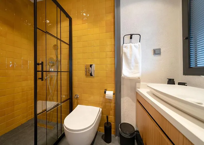 Aparthotel Reddoors Sea View 4*