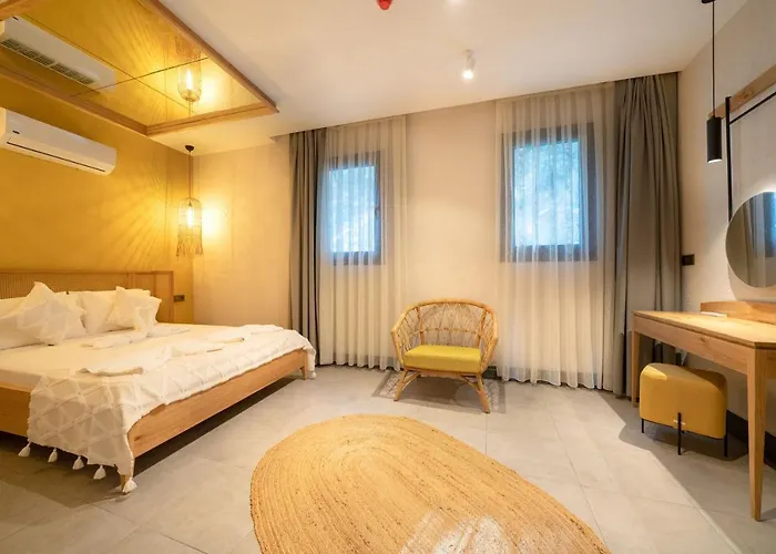 Reddoors Sea View 4*