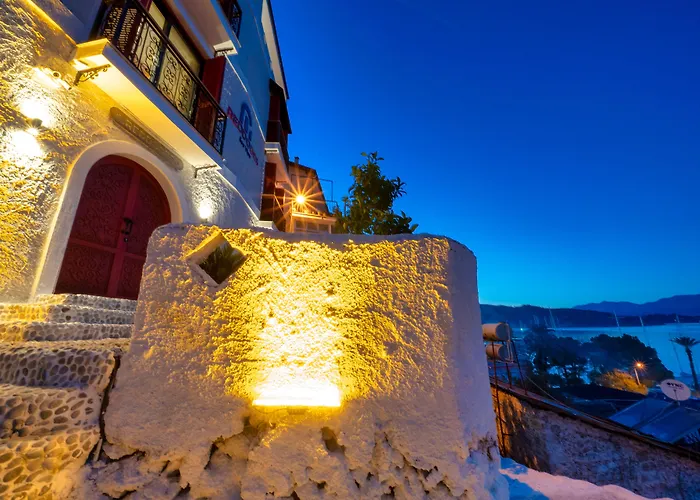 Aparthotel Reddoors Sea View 4*